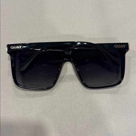 Quay Nightfall Oversized Shield Sunglasses In Black - Picture 8 of 9